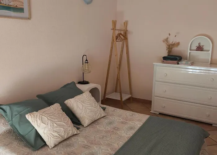 Проживание в семье Double Lumineuse Millas